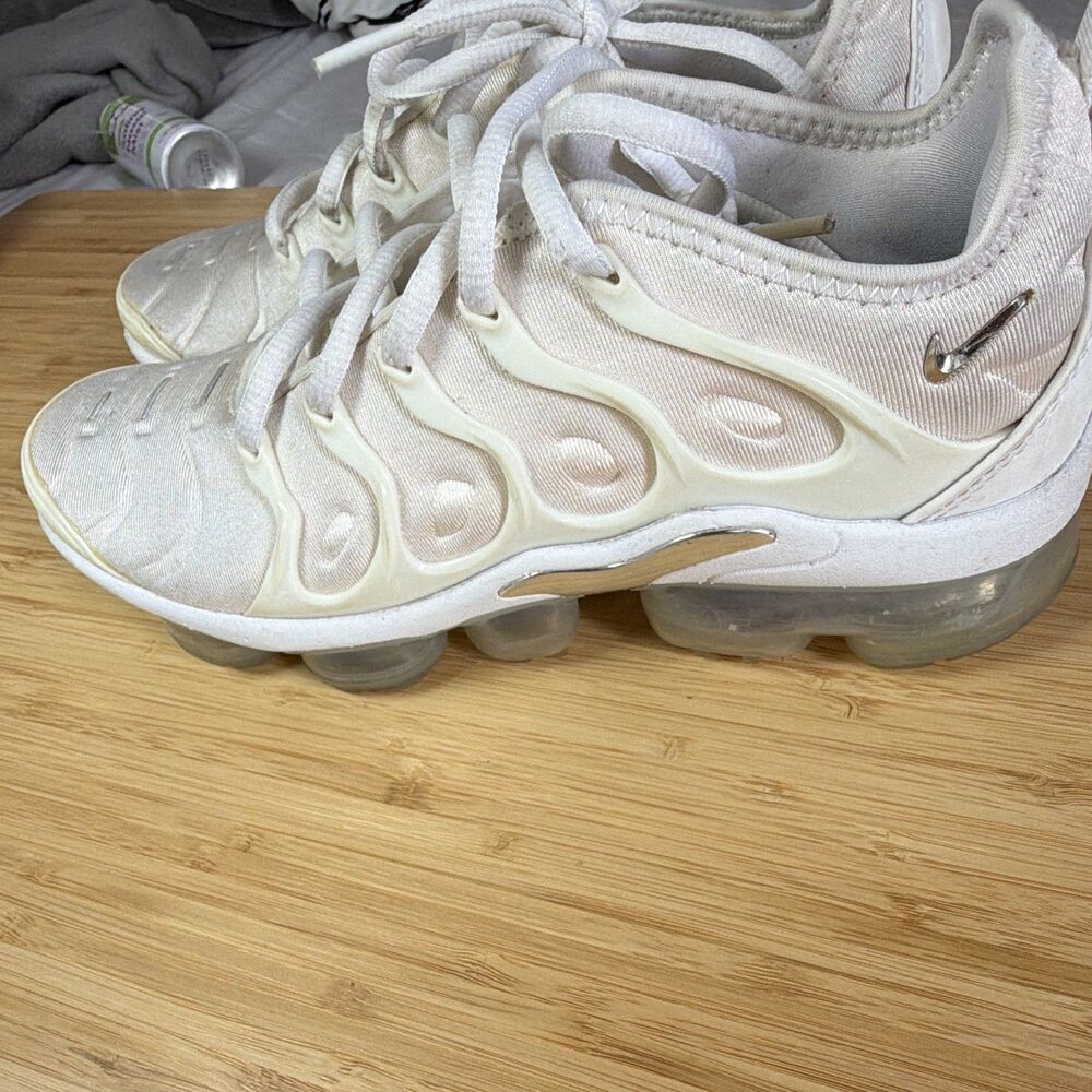 Nike Air Max Portal Sneakers Triple Sail/White Women’s Size 7 Athletic - Picture 3 of 16